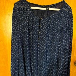 Lucky brand ladies top
